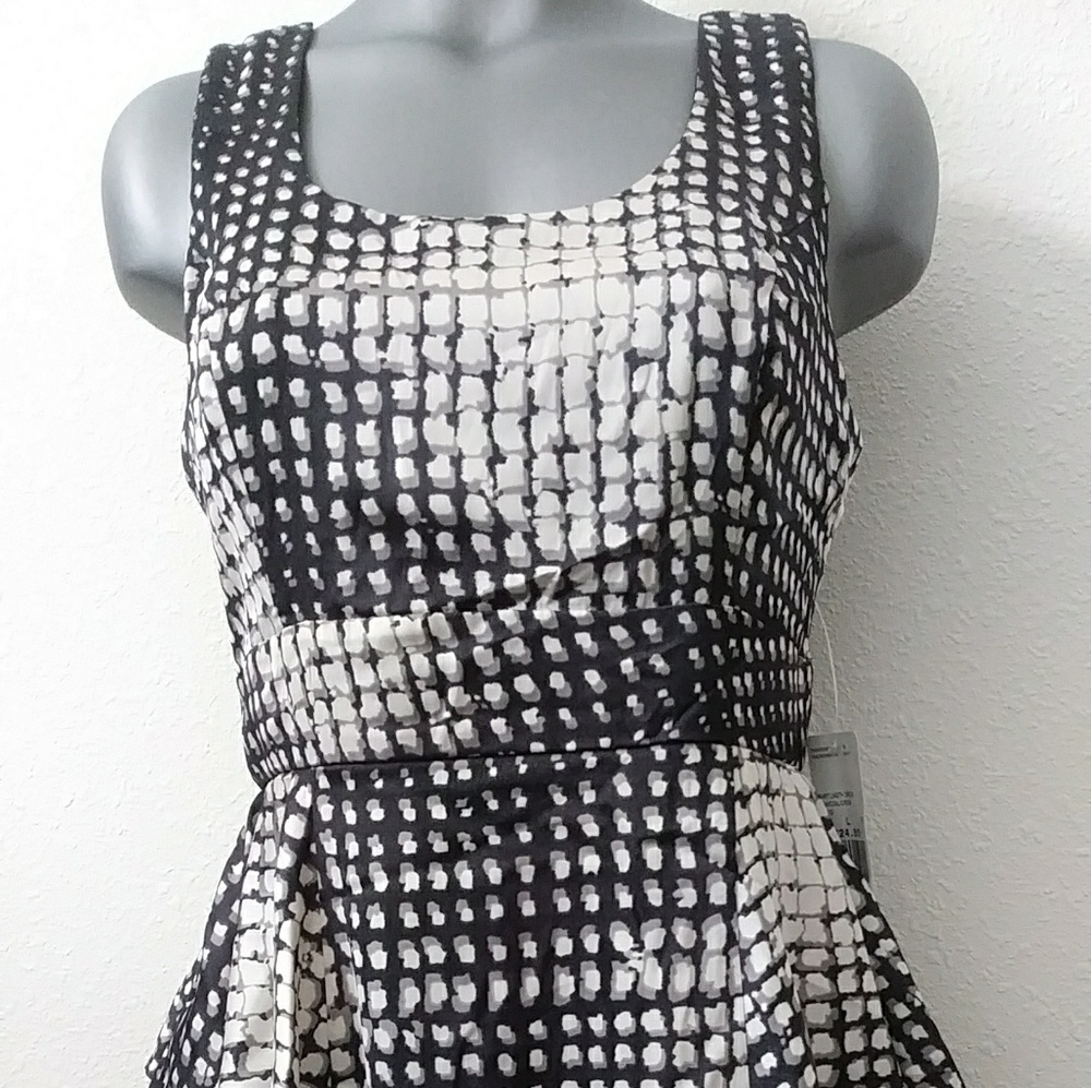 New with tags Charcoal/Cream Size L Dress